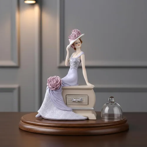 Miniatura 3 de Comfy Hour Figura de vestido de dama victoriana en lavanda, elegante estatua de mujer sentada en la base decorativa del pecho, acento de decoración