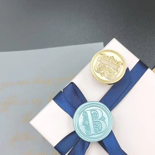 Miniatura 2 de Sello medieval tradicional de cera del alfabeto, con cabeza de latón, con mango de madera, para tarjetas, sobres, regalo (letra A)