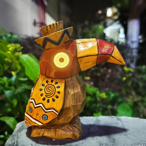 Miniatura 5 de Estatua Solar Tiki - Pájaro Carpintero de Madera - Jardín Hawaiano - Luz Solar para Exteriores, Esculturas y Estatuas de Jardín, Poste Tótem