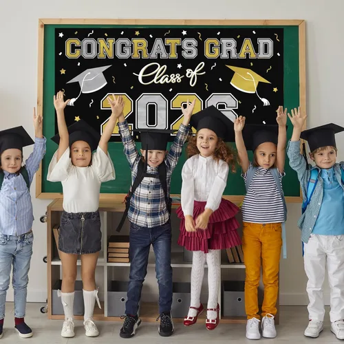 Miniatura 5 de Telón de fondo de plástico para fiesta de graduación 2026, 65 x 32.7 pulgadas, pancarta de felicitaciones graduadas en negro, decoraciones de clase