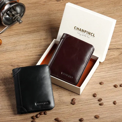 Miniatura 6 de Billetera de piel triple con bloqueo RFID para hombre con 2 ventanas de identificación, 2 compartimentos para efectivo, 6-8 ranuras para tarjetas