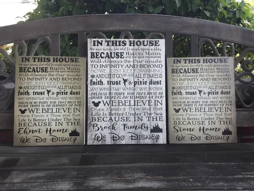 Miniatura 3 de Decoración de pared con temática de Disney, regalo de boda o nos vamos a Disney, We Do Disney, en esta casa, lienzo personalizado, personalizado