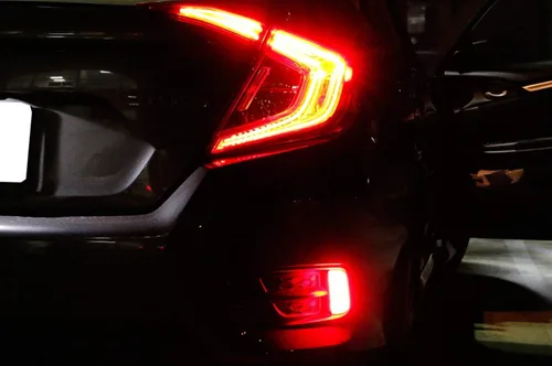 Miniatura 6 de iJDMTOY Luces LED de reflector para parachoques de lente roja 54-SMD Compatible con Honda Civic Sedán/Coupé 2016-2021, función como luces de cola