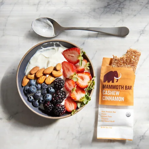 Miniatura 4 de Barra de anacardo y canela, orgánica, paleo, sin gluten y cruda por Mammoth Bar, 0.35-0.47 onzas de proteína, 1.8 onzas (10 barras)
