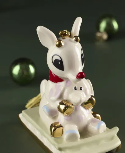 Miniatura 5 de Adornos de Lenox, adorno navideño de Rudolph y el elefante solitario, porcelana con acentos dorados y cordón para colgar para decoración del árbol