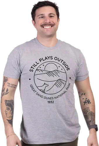 Miniatura 35 de Camiseta de senderismo Still Plays Outside Divertida camiseta para excursionista, camping, campista, al aire libre, hombres y mujeres