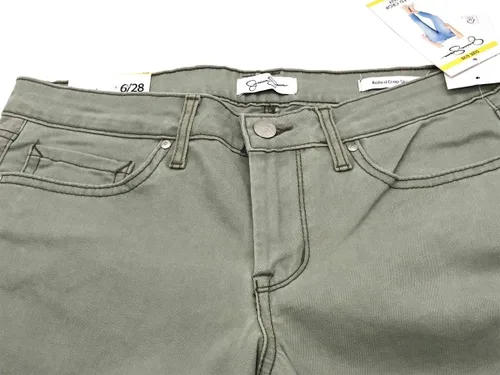 Miniatura 2 de Jessica Simpson Jeans delgados recortados para mujer, enrollables, Verde