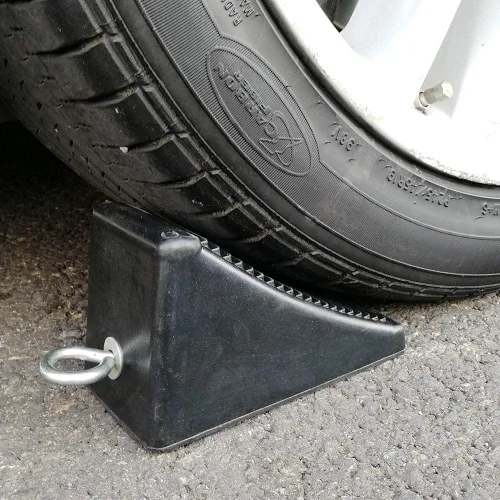 Miniatura 5 de ROBLOCK Cuñas de goma resistentes con perno de ojal para automóviles, caravanas, camiones, remolques y vehículos, paquete de 2 calzones de diseño 2