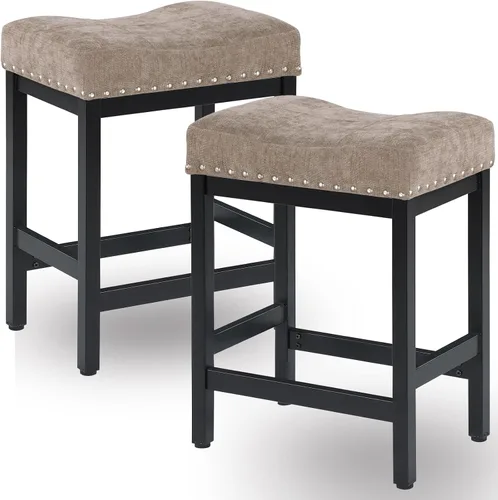OUllUO 918P-FBDR - Juego de 2 taburetes de bar de 25 pulgadas de altura de mostrador, taburetes de bar de tela gris pardo con cabeza de clavo,