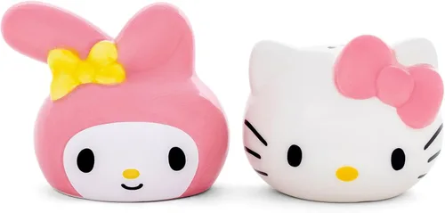 Silver Buffalo Sanrio Hello Kitty And My Melody - Juego de salero y pimentero de cerámica esculpida en 3D Kitty y mi melodía