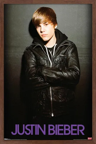 Miniatura 6 de Trends International Justin Bieber - Póster de pared de amor, 14.725 x 22.375 pulgadas, versión enmarcada de madera de granero