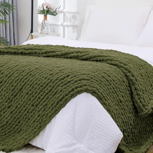 Miniatura 11 de Bigacogo Manta de punto grueso para sofá, 51 x 63 pulgadas, 100% tejida a mano con hilo de felpilla grueso jumbo, acogedoras y suaves mantas grandes