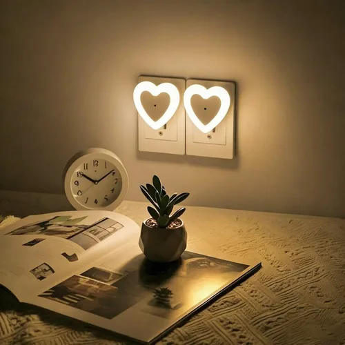 Miniatura 10 de Luces nocturnas LED enchufables (paquete de 4), sensor de atardecer a amanecer de encendido/apagado automático, luz nocturna en forma de corazón