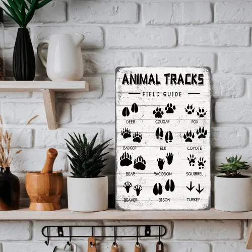 Miniatura 4 de Animal Tracks - Letrero de metal con guía de campo, arte de pared, cabaña de troncos, bosque, caza, guardería de niños, decoración rústica para casa