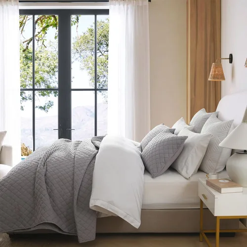 Miniatura 4 de Wistown Juego de ropa de cama reversible tamaño Queen, juego de colcha suave y ligera de 3 piezas para todas las estaciones, patrón de diamante