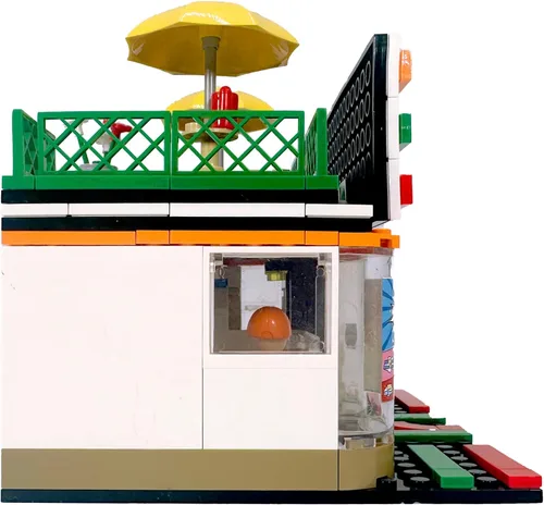 Miniatura 4 de General Jim's Gulp & Go - Juego de bloques de construcción de gasolinera para tienda de conveniencia, 320 piezas, tienda modular de esquina urbana