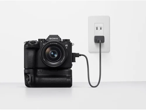Miniatura 6 de Sony Cámara sin espejo Alpha a9 III - Obturador global de marco completo de 24.6 MP (ILCE-9M3), lente Sony FE de 0.945-2.756 in, tarjeta de memoria