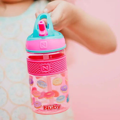 Miniatura 3 de Nuby Thirsty Kids Flip-it Freestyle On the Go Botella de agua con popote duro resistente a las mordeduras y banda de fácil agarre, rosquillas rosas