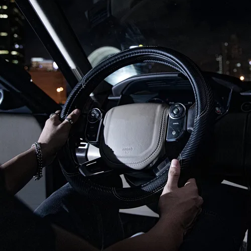 Miniatura 2 de CAR-GRAND Funda de volante de fibra de carbono, de cuero transpirable de alta calidad, protección deportiva para volante, accesorios interiores