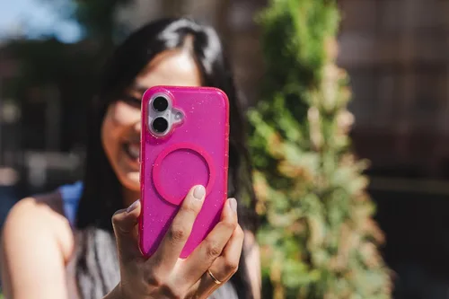 Miniatura 7 de ZAGG Milan Snap Case - Funda para iPhone 16 Plus, purpurina rosa, compatible con MagSafe, protección contra caídas de 13 pies, materiales Destellos