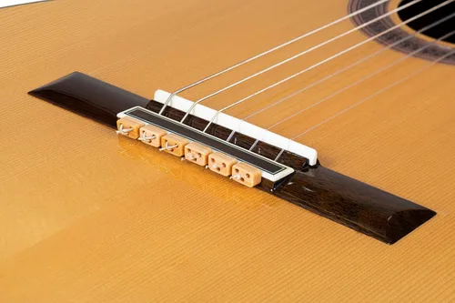 Miniatura 8 de Cuentas de puente de guitarra clásica – Bloques de corbata con patrón de madera clara para cuerdas de nailon y carbono – Compatible con guitarras