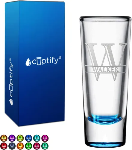 Miniatura 101 de Vaso de chupito personalizado con fondo verde azulado personalizado de 2 oz, vasos de chupito cordial con inicial en script dividido y nombre