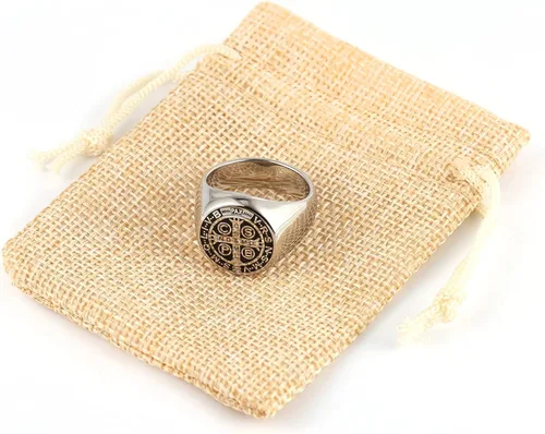 Miniatura 6 de HZMAN Anillo de exorcismo de San Benito para hombre acero inoxidable cruz católica romana protección de demonios anillo de cazador de fantasmas