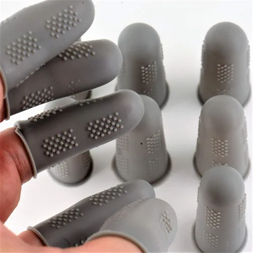 Miniatura 9 de Protectores de dedos [serie Flex – Paquete de 9] cubiertas antiadherentes de silicona [pequeño (3) / mediano (3) / grande (3)] – para pegamento