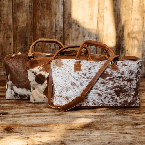 Miniatura 4 de Ranch Junkie Highlands Large Genuine Cowhide Weekender Cowhide Duffel