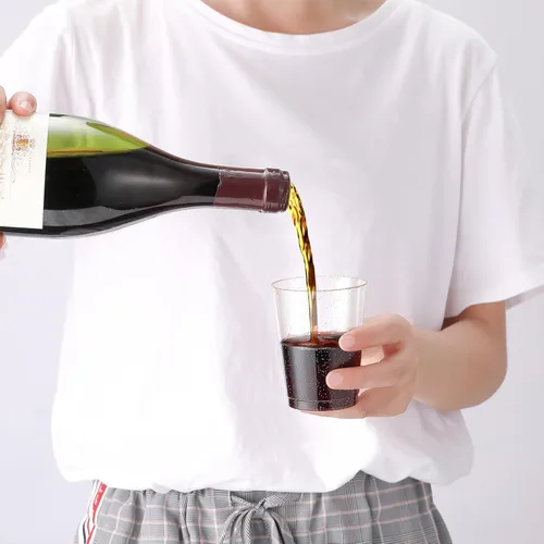 Miniatura 4 de JOLLY CHEF Paquete de 50 vasos de plástico dorados de 10 onzas, vasos de plástico desechables con purpurina dorada perfectos para bodas, Acción