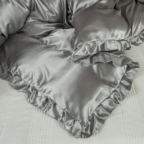 Miniatura 8 de Juego de funda de edredón de satén sedoso, ropa de cama con volantes grises, diseño de volantes de satén gris claro, juego de ropa de cama de satén
