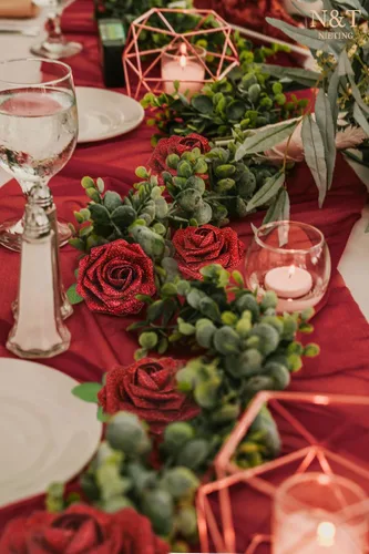Miniatura 312 de N&T NIETING Flores artificiales, rosas artificiales de color rosa intenso, 50 piezas de flores falsas con tallo para ramos de boda DIY, centros