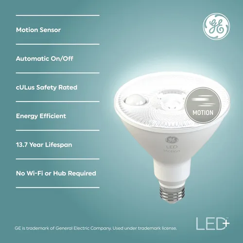 Miniatura 3 de GE LED+ Bombillas de luz LED con sensor de movimiento, 14W, focos de inundación de seguridad para exteriores PAR38, blanco cálido, CAC (paquete de 2)