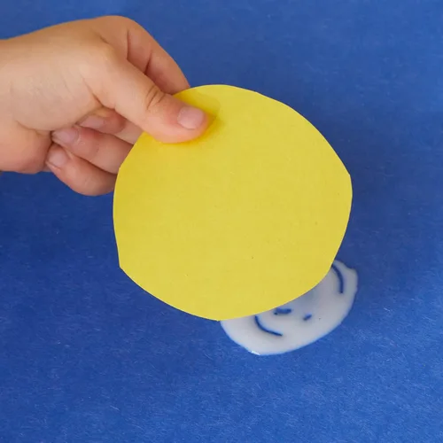 Miniatura 6 de Colorations® Tacky Craft - Tarros de pegamento para el aula, cada uno con aplicador de cepillo integrado, juego de 12, cada uno de 3 onzas