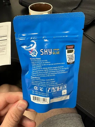 Miniatura 7 de Paquete de 2 pegamento de extensión de pestañas Sky Glue S+ para uso profesional, extensiones de pestañas extra fuertes, 6-7 semanas de retención