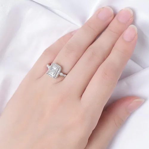 Miniatura 5 de DovEggs Anillo de compromiso con halo oculto de moissanita de plata de ley de 3 quilates de 0.276 x 0.354in G-H-I con detalles para mujer, moissanita