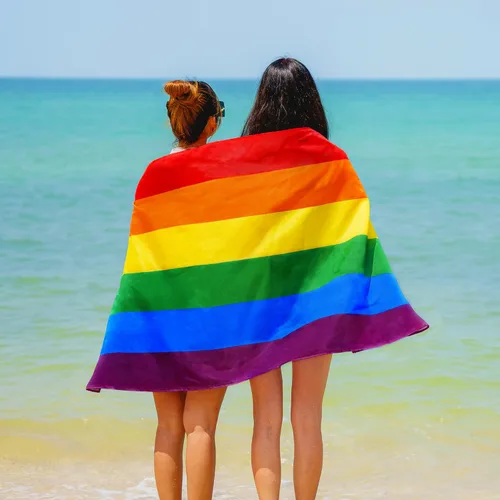 Miniatura 3 de Softerry Gay Flag - Toalla de playa LGBTQIA+ Pride Parade de 30 x 60 pulgadas, esponjosa, 450GSM, colores vibrantes, absorbente, 100% algodón Arco