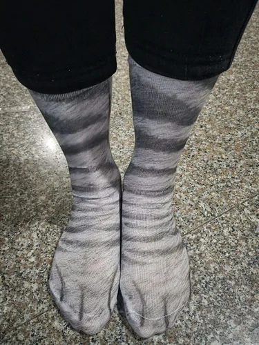 Miniatura 5 de Divertidos calcetines de patas de animal para intercambio de regalos.