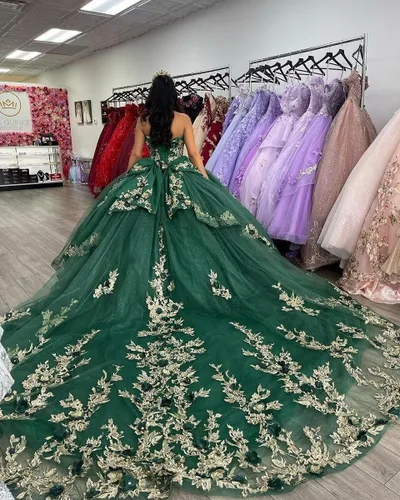 Miniatura 4 de Mouccy Vestidos de quinceañera de encaje de lujo sin tirantes con cuentas hinchadas vestidos largos de baile con tren 3D floral dulce 16 vestidos