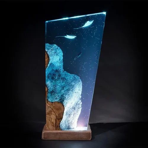 Miniatura 2 de Manta Rays, Diver, Scuba Resin Wood Lamp, Manta Rays Gift, Ocean Theme Diorama, Manta Rays Lamp, Ocean Lamp, Diver Lamp, Stringray Night Light Large