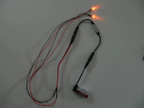 Miniatura 6 de Dead Head Props Ojos LED de Halloween de 24 pulgadas con controlador de micro efectos para máscaras, calavera y accesorios (azul con enchufe de 12 V)