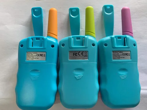 Miniatura 8 de Juguetes para niños o niñas de 4 a 12 años, paquete de 3 Walkie Talkies para exteriores y interiores, rango de 1.9 mi, 22 canales, radio de 2 vías
