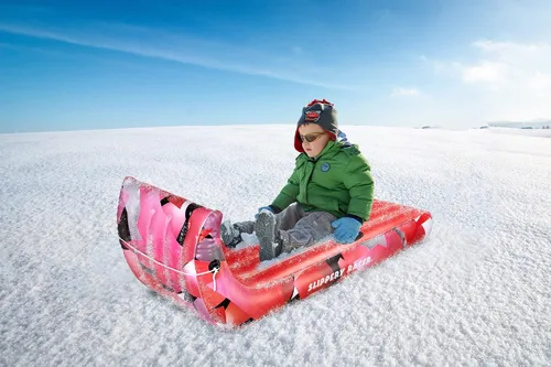 Miniatura 5 de Slippery Racer Trineo de nieve inflable gigante para adultos y niños, duradero, resistente, paquete de 2 unidades rojo y azul, 60 pulgadas