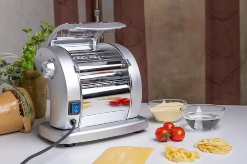Miniatura 6 de Imperia Pastapresto Maker, potente máquina eléctrica de pasta de 120 V con motor, 100% fabricada en Italia, construcción de acero resistente con 6