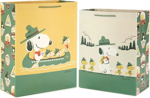 Hallmark Paquete de bolsas de regalo de Peanuts (2 bolsas: 1 grande de 13", 1 XL de 15") Snoopy y Woodstock para el Día del Padre, cumpleaños,
