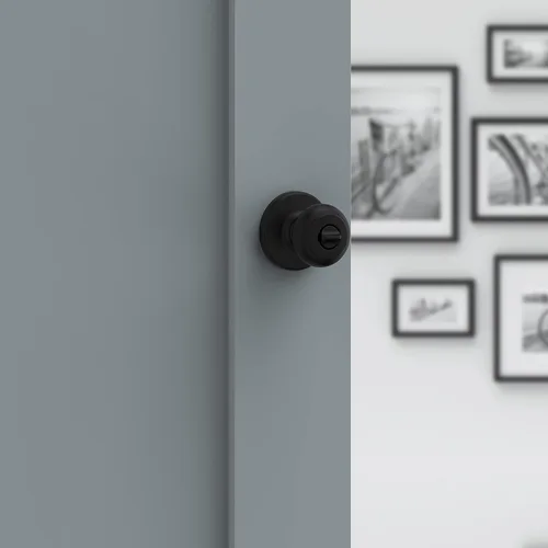 Miniatura 6 de Kwikset Cove - Pomo de puerta de privacidad interior con cerradura, manija de puerta para baño y dormitorio, pomo de puerta negro mate con cerradura