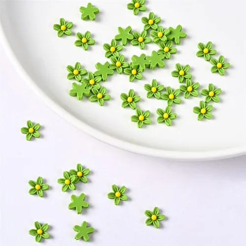 Miniatura 15 de Czsycdsf 100 mini flores de resina de 0.28 pulgadas (0.276 in), botones de flores de espalda plana 3D, adornos de flores de resina para Café profundo
