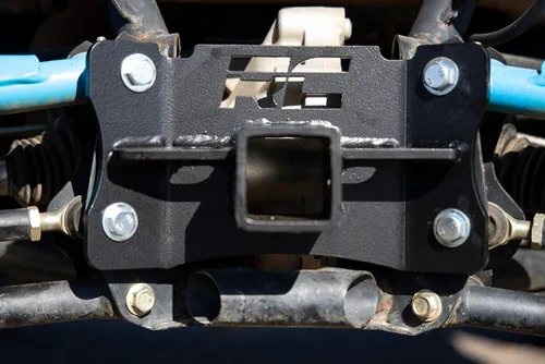 Miniatura 6 de Rough Country Placa de enganche receptor de 2" para Can-Am Maverick 2013-2018 - 97015 Negro