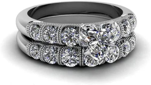 Miniatura 21 de Conjunto de dos anillos de boda para él y para ella, anillos para parejas. Anillos de compromiso para novia en acero inoxidable chapado en oro Blanco