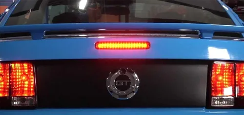 Miniatura 8 de iJDMTOY Reflector cromado de lente roja, luz de freno LED completa compatible con Ford Mustang 2005-2009, alimentado por 16 emisores LED rojos súper